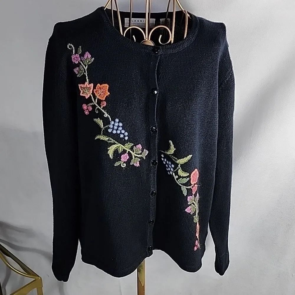 Embroidered Floral & Vine Cardigan Sweater Size L Cottage Core